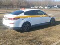 2018 Kia Optima IV Рестайлинг, белый, 860000 рублей - вид 9
