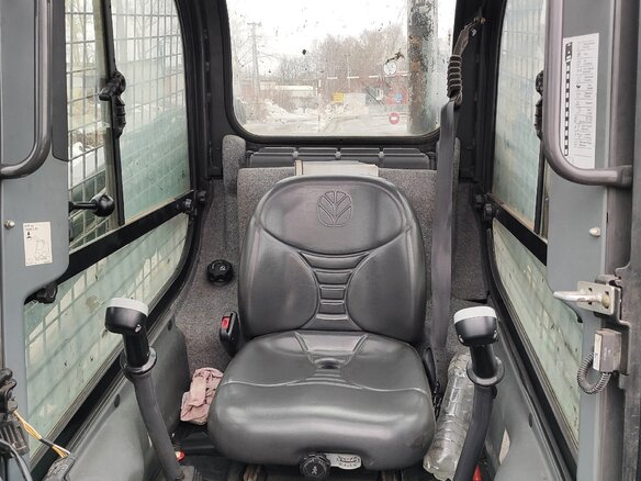 2011 New Holland L - series, жёлтый, 4000000 рублей - вид 7
