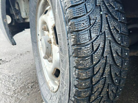 2007 Ford Transit, серебристый, 940000 рублей - вид 3