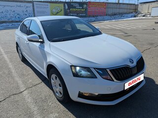 2018 Skoda Octavia III (A7) Рестайлинг, белый, 1300000 рублей, вид 2