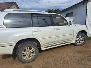2003 Lexus LX 470 II Рестайлинг, белый, 1900000 рублей, вид 3