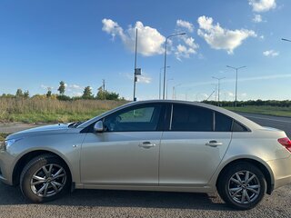 2012 Chevrolet Cruze I, бежевый, 1300000 рублей, вид 3