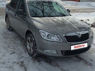 2011 Skoda Octavia II (A5) Рестайлинг, серый, 1500000 рублей, вид 1