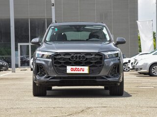 2025 Audi Q7 55 TFSI II (4M) Рестайлинг 2, серый, 13100000 рублей, вид 4