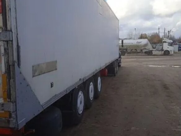 2003 Freightliner Columbia, синий, 2400000 рублей - вид 15