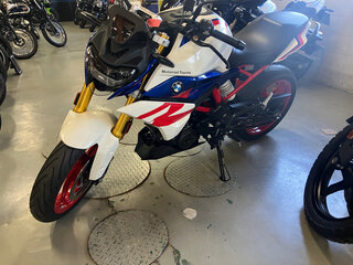 2023 BMW G 310 R, белый, 550000 рублей, вид 2