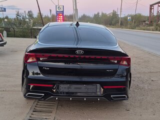 2021 Kia K5 III, чёрный, 2650000 рублей, вид 3