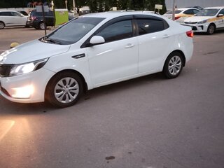 2014 Kia Rio III, белый, 570000 рублей, вид 5