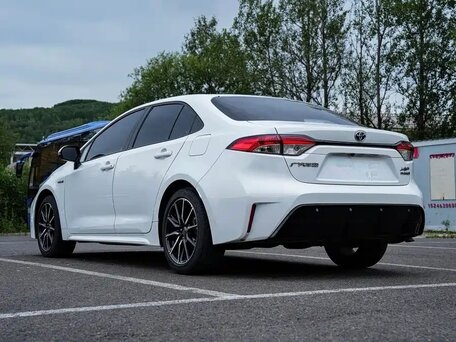 2022 Toyota Corolla Sporty XII (E210), белый, 1700000 рублей, вид 4