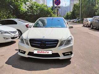 2011 Mercedes-Benz E-Класс 300 IV (W212, S212, C207), белый, 1550000 рублей, вид 3