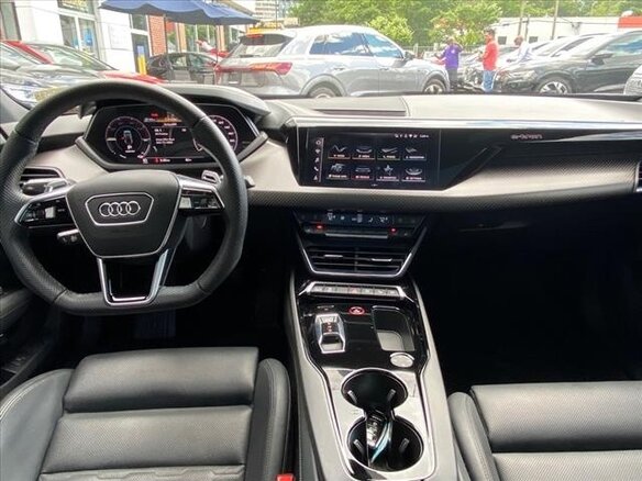 2024 Audi e-tron GT I, серебристый, 13115824 рублей - вид 13