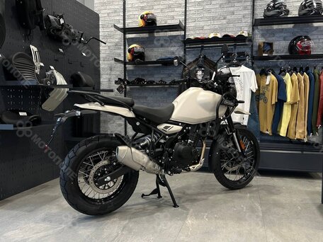2025 Royal Enfield Himalayan, серебристый, 573000 рублей, вид 5