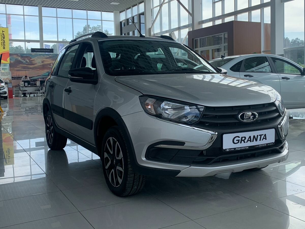 Открыть фотографии: Lada (ВАЗ) Granta I Рестайлинг
