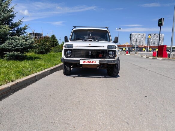 2003 Lada (ВАЗ) 2121 (4x4) I Рестайлинг, белый, 230000 рублей - вид 3