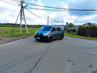 2005 Volkswagen Transporter T5, серый, 1350000 рублей, вид 3