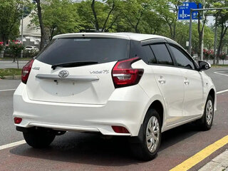 2021 Toyota Vios III Рестайлинг, белый, 1100000 рублей, вид 4
