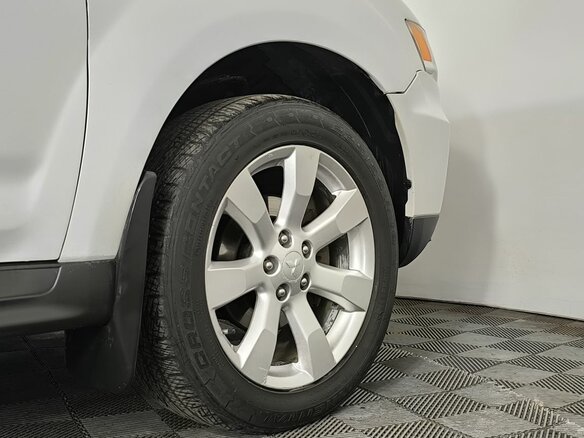 2011 Mitsubishi Outlander II Рестайлинг, белый - вид 16