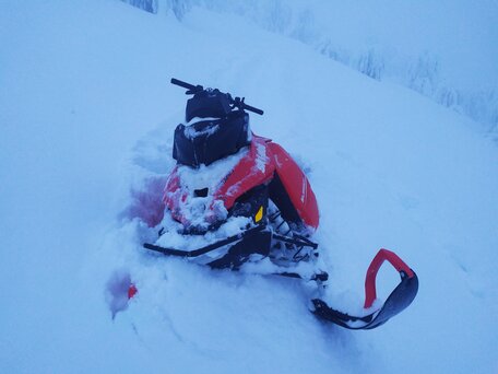 2015 BRP Ski-Doo Summit 800, красный, 1050000 рублей, вид 4