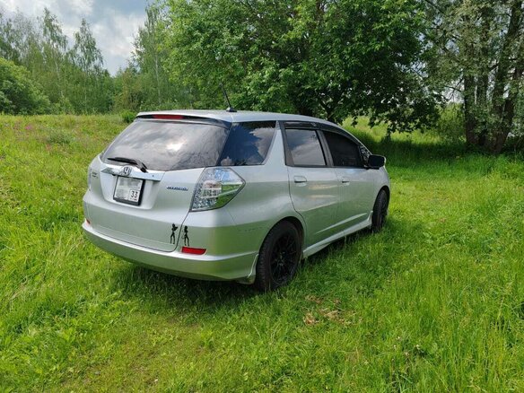 2011 Honda Fit Shuttle I, серебристый, 1150000 рублей - вид 2