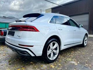 2021 Audi Q8 45 TDI I (4M), белый, 9490000 рублей, вид 4