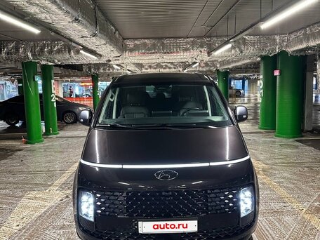 2023 Hyundai Staria I, коричневый, 5000000 рублей, вид 2
