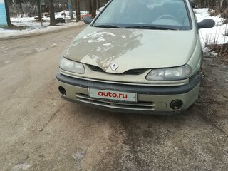 1999 Renault Laguna I, зелёный, 100000 рублей, вид 1