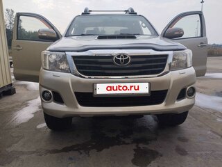 2014 Toyota Hilux VII Рестайлинг, серебристый, 2500000 рублей, вид 3