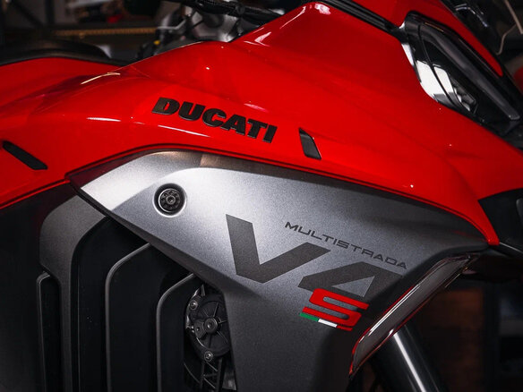 2026 Ducati Multistrada V4, красный, 3090000 рублей - вид 14