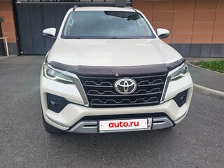2021 Toyota Fortuner II Рестайлинг, белый, 4400000 рублей, вид 4