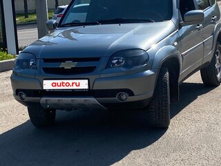 2018 Chevrolet Niva I Рестайлинг, серый, 730000 рублей, вид 1