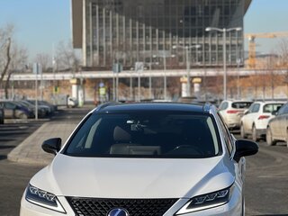 2021 Lexus RX 450h IV Рестайлинг, белый, 8000000 рублей, вид 2