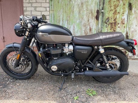 2021 Triumph Bonneville, чёрный, 1300000 рублей, вид 3