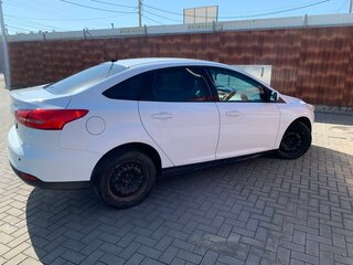 2016 Ford Focus III Рестайлинг, белый, 1100000 рублей, вид 2