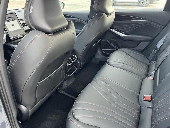 2026 Geely Preface I, серый - вид 14