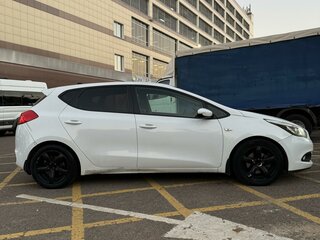 2013 Kia Ceed II, белый, 650000 рублей, вид 2