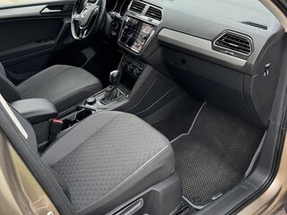 2020 Volkswagen Tiguan II, коричневый, 2380000 рублей, вид 5