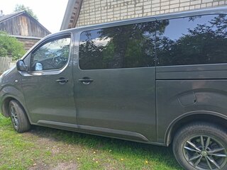 2019 Peugeot Traveller Compact I, серый, 1920000 рублей, вид 3