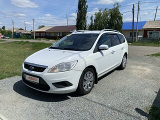 2011 Ford Focus II Рестайлинг, белый, 600000 рублей, вид 2