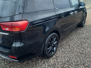 2018 Kia Carnival III, чёрный, 2950000 рублей, вид 3