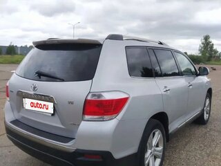 2011 Toyota Highlander II (XU40) Рестайлинг, серебристый, 1890000 рублей, вид 4