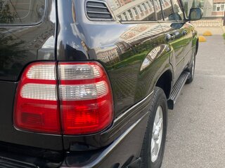 2004 Toyota Land Cruiser 100 Series Рестайлинг 1, чёрный, 1650000 рублей, вид 4