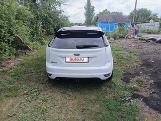 2010 Ford Focus II Рестайлинг, белый, 750000 рублей, вид 4