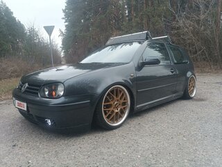 2000 Volkswagen Golf IV, чёрный, 500000 рублей, вид 1