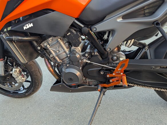 2023 KTM 790 Duke, оранжевый, 615000 рублей - вид 6