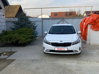 2017 Kia Forte II Рестайлинг, белый, 1690000 рублей, вид 1