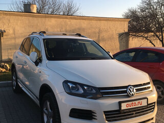 2011 Volkswagen Touareg II, белый, 2750000 рублей, вид 2