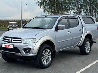 2014 Mitsubishi L200 IV Рестайлинг, серебристый, 1820000 рублей, вид 3