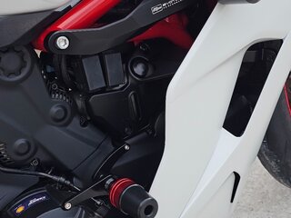 2020 Ducati Supersport, белый, 1200000 рублей, вид 5