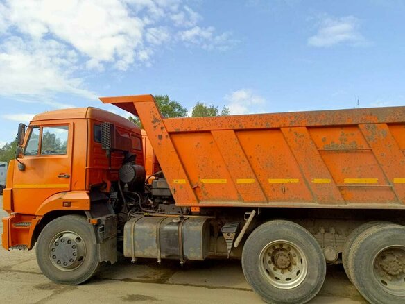 2013 КамАЗ 65115, оранжевый, 2300000 рублей - вид 6