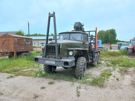 2006 Урал 375, зелёный, 1100000 рублей, вид 1